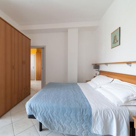 פאנו Hotel Casadei מראה חיצוני תמונה