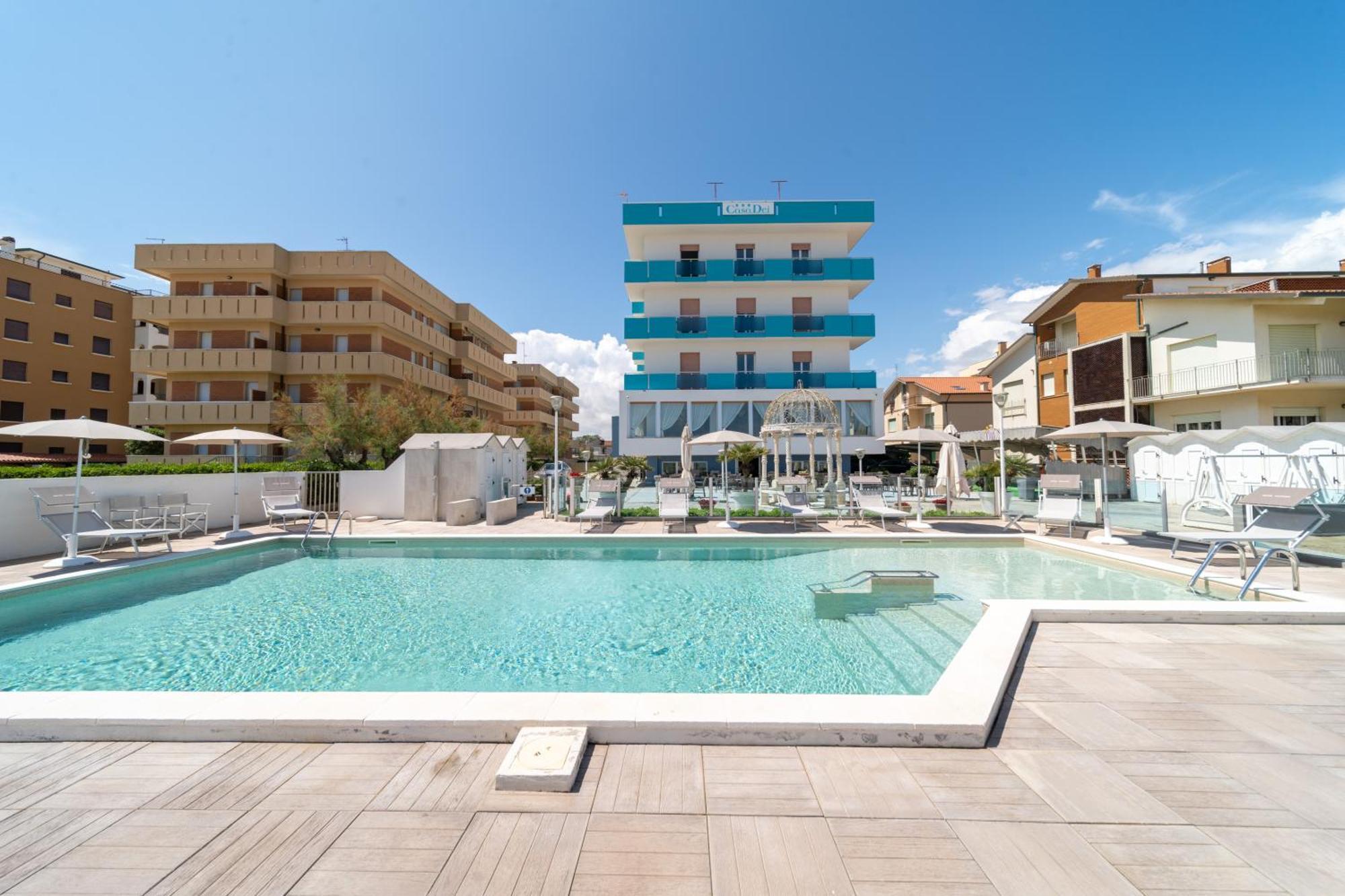 פאנו Hotel Casadei מראה חיצוני תמונה